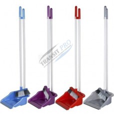 Dustpan with brush